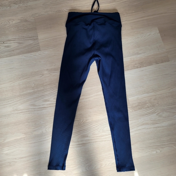 Year of Ours Ribbed Lace Up Football Leggings in Navy size Medium - Picture 11 of 17